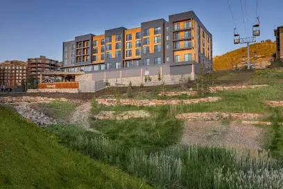 Canyon Haus by All Seasons Resort Lodging